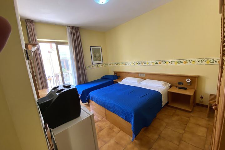 Room 14 of 58