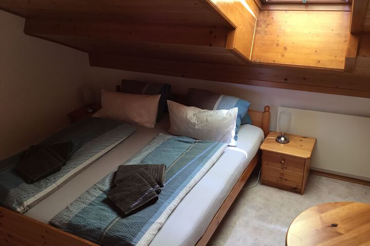 Room 5 of 29