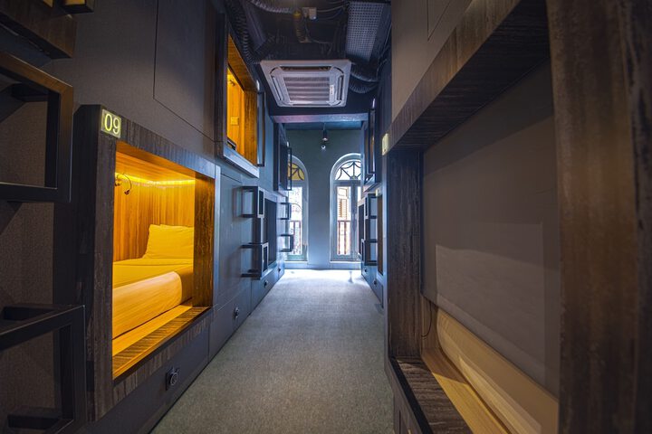 Room 8 of 23