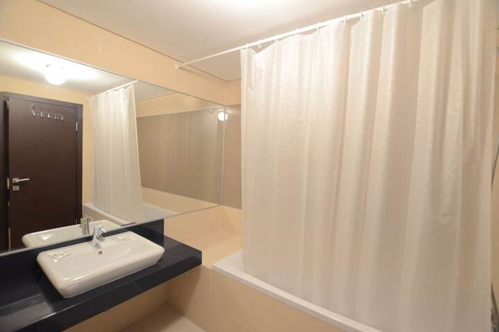 Room 152 of 206