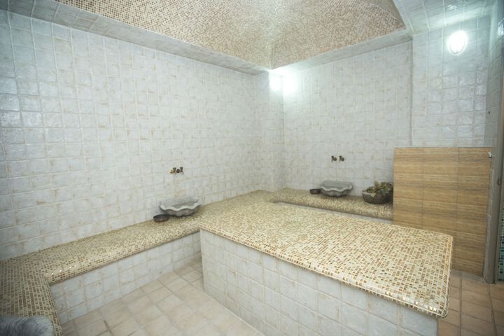 Room 40 of 52
