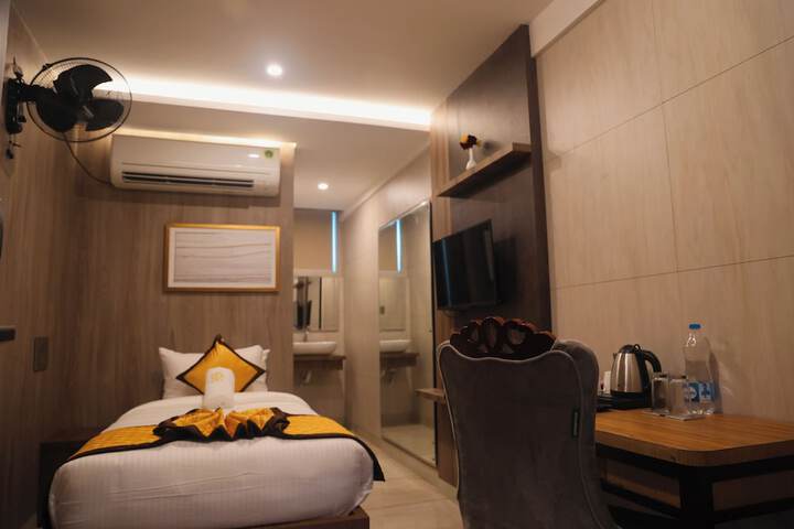Room 20 of 50