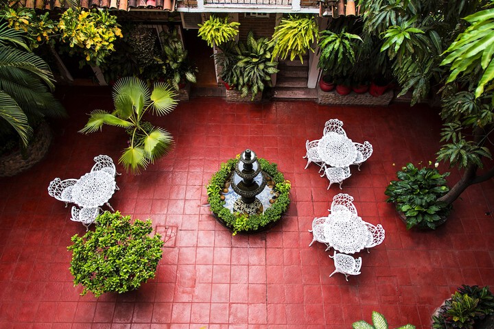 Entrance & Lobby