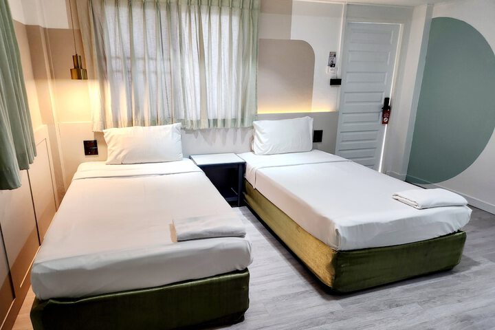 Room 21 of 58
