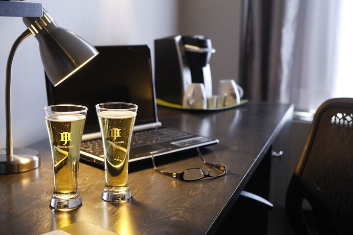 Room amenity