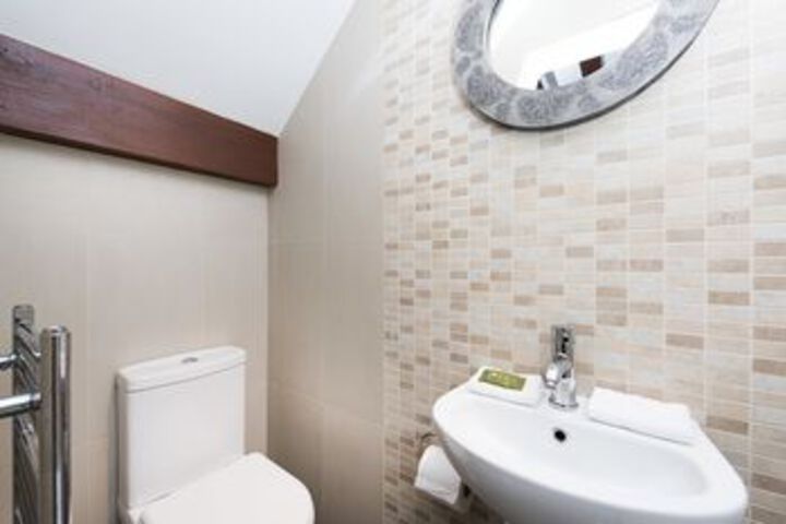 Room 5 of 26