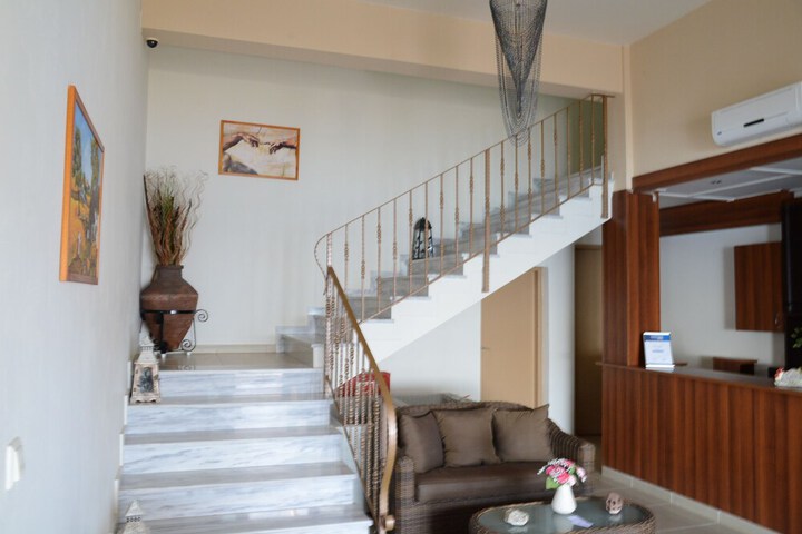 Hotel Interior 124 of 228