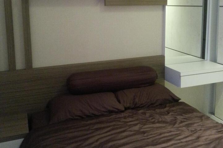 Room 3 of 5