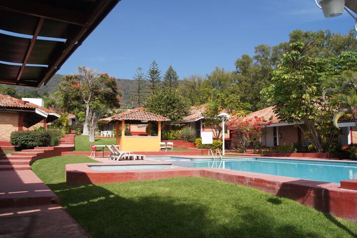 Hotel with Pool
