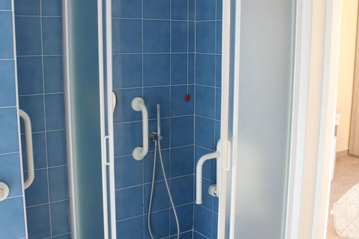 Room 82 of 136