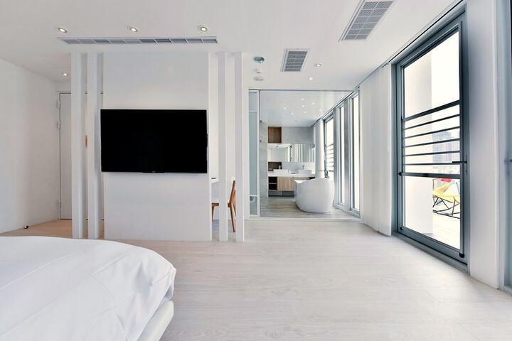 Room 67 of 120