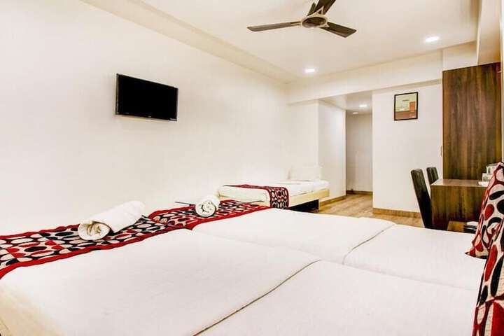 Room 16 of 25