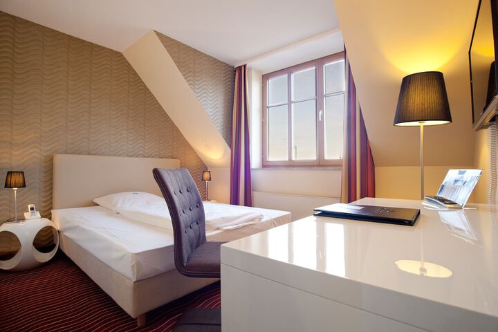 Room 5 of 54