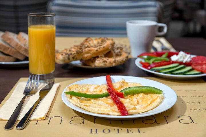 Breakfast/Coffee Service 48 of 62