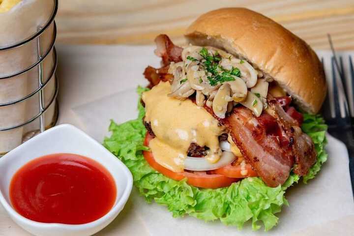 Dining Photos