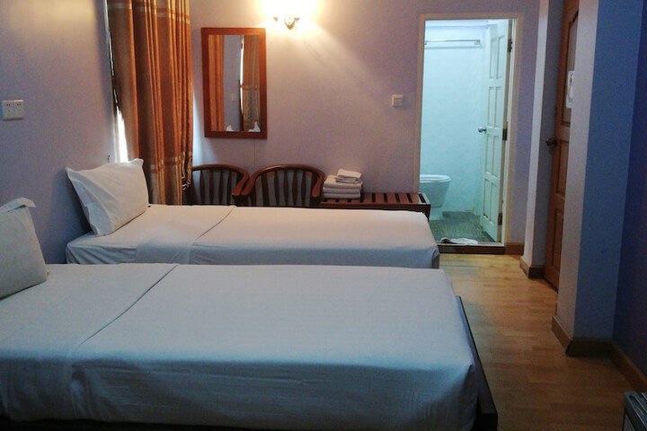 Room 21 of 48