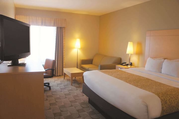 Room 11 of 42