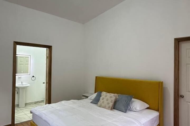 Room 16 of 35