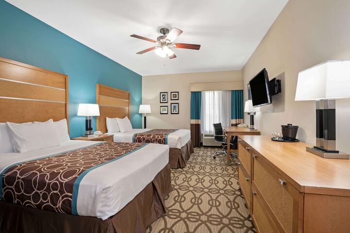 Room 8 of 40
