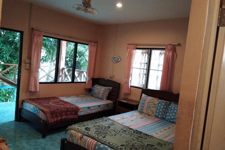 Room 10 of 63