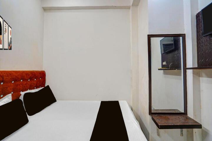 Hotel O Shree Nanhu Hotel