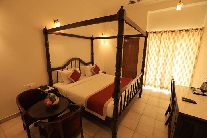 Room 7 of 40