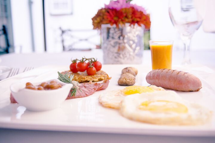 Breakfast/Coffee Service 30 of 48