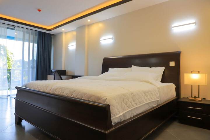 Room 3 of 21