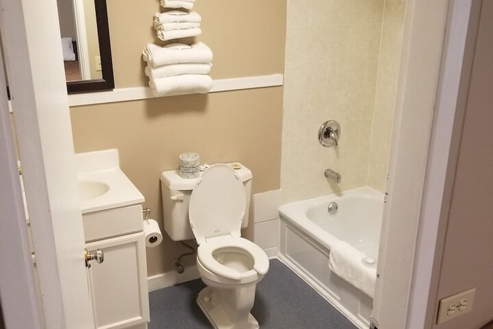 Room 13 of 45