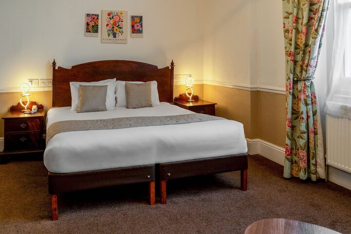 Room 22 of 56