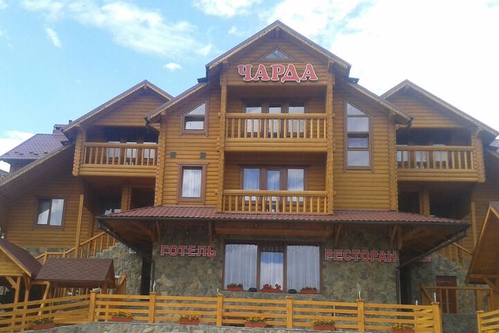 Charda Hotel