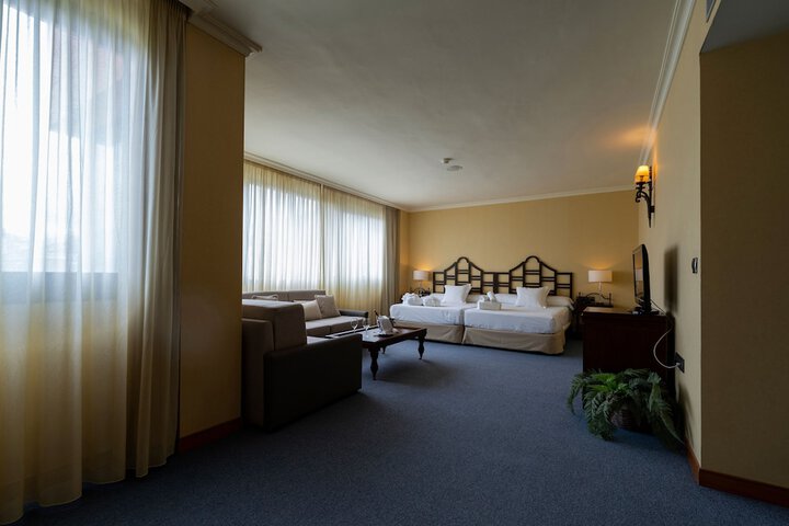 Room 49 of 124