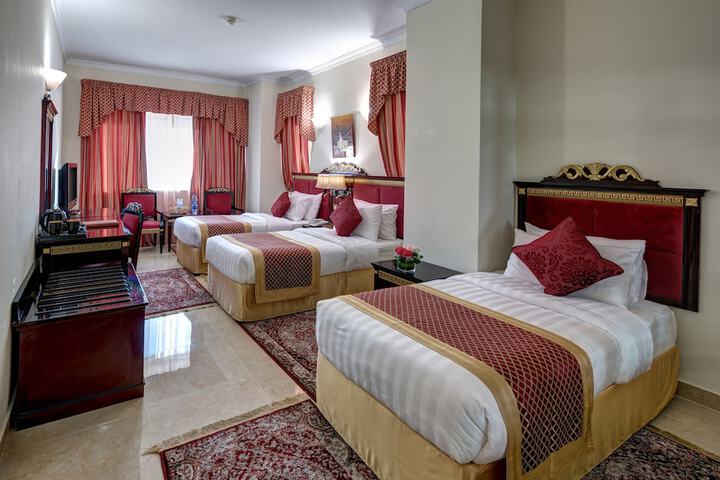 Room 8 of 8
