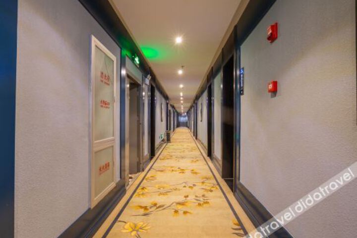 Hotel Interior 24 of 28