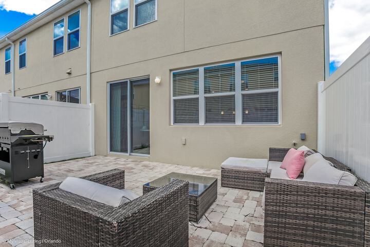 Terrace/Patio 34 of 47