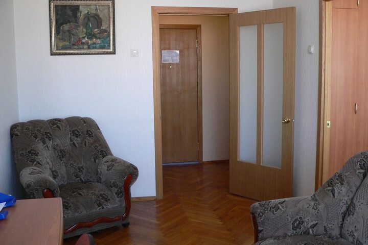 Room 28 of 99