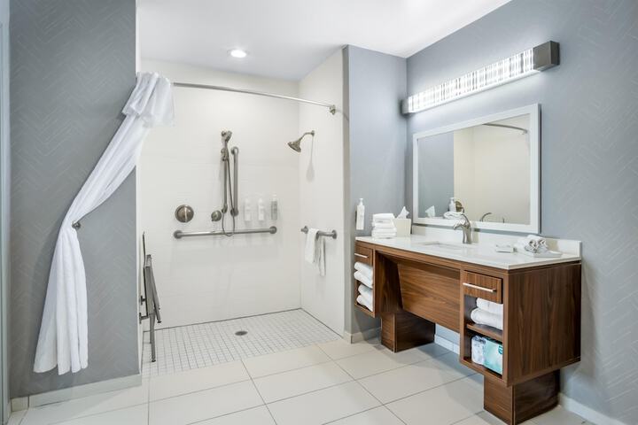 Bathroom shower