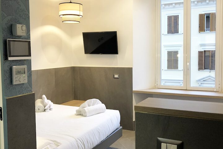 Room 15 of 87