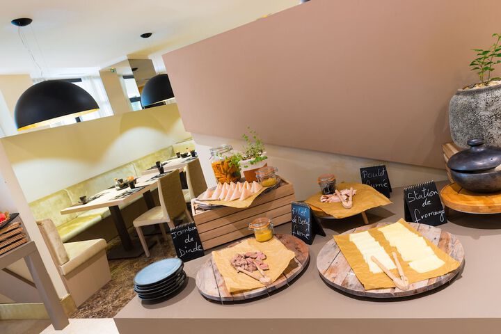 Dining 79 of 138