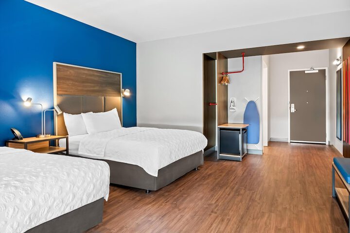 Room 10 of 41