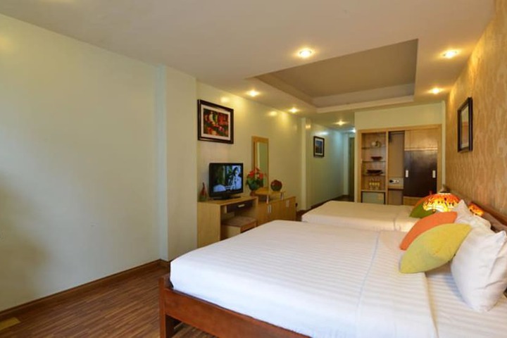 Room 16 of 30