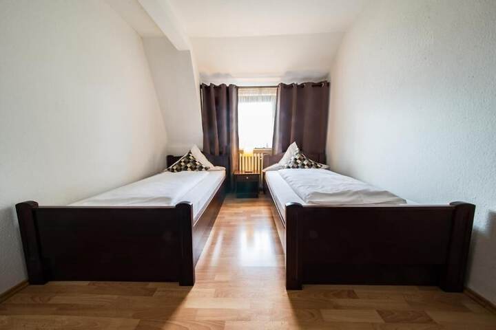 Room 19 of 50