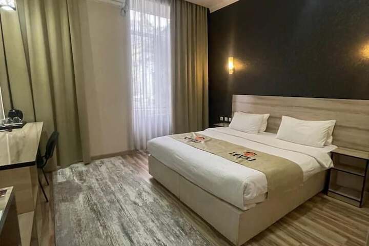Room 14 of 44