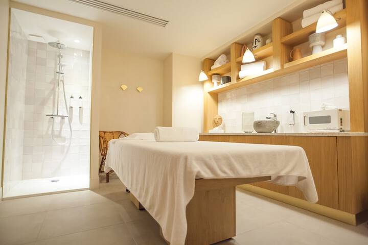 Spa 40 of 70