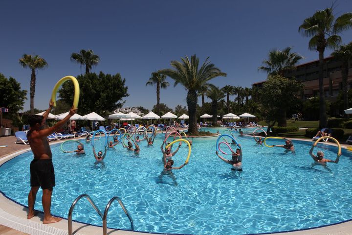 Pool 13 of 48