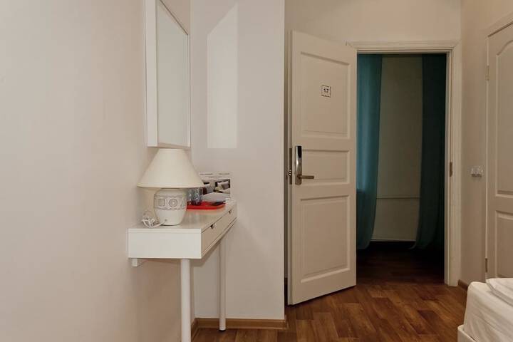Room 7 of 69