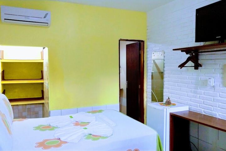 Room 4 of 38