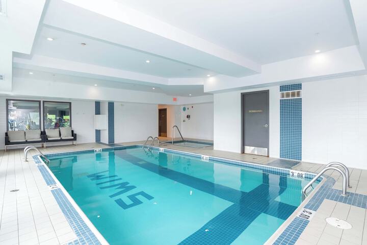 Hotel with Pool