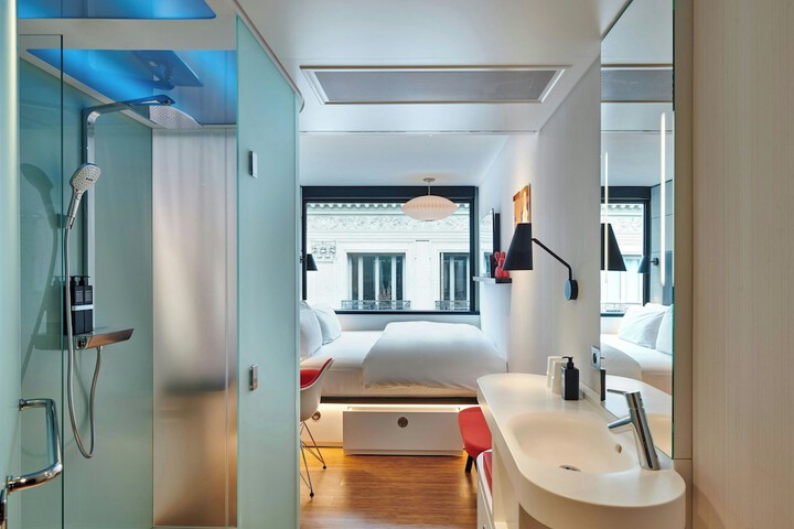 Room 29 of 59