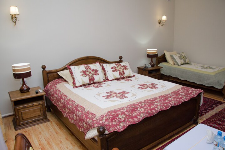 Room 18 of 46